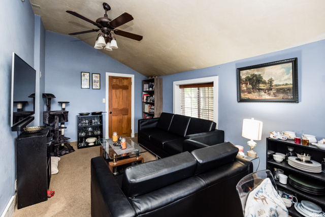 107 E Main St, Hyrum, UT 84319 — photo 9