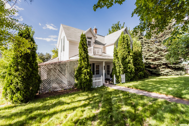 107 E Main St, Hyrum, UT 84319 — photo 2