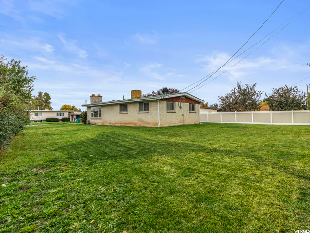 227 E Diamond St, Layton, UT 84041 — photo 7