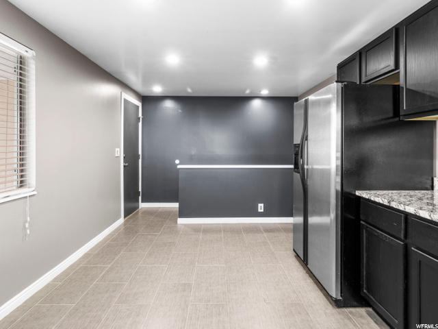 227 E Diamond St, Layton, UT 84041 — photo 2