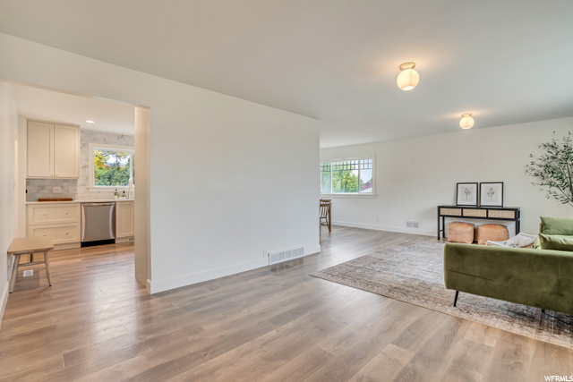 707 W 3800 S, Bountiful, UT 84010 — photo 3