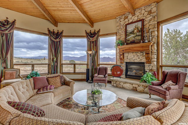 658 N Harmony Dr, New Harmony, UT 84757 — photo 8