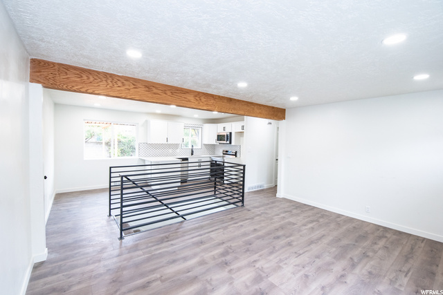 8517 S 560 E, Sandy, UT 84070 — photo 3