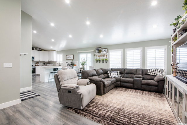 1319 N 200 E, Nephi, UT 84648 — photo 4