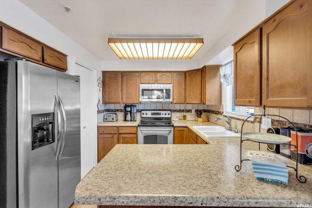 859 E 5575 S, South Ogden, UT 84405 — photo 12