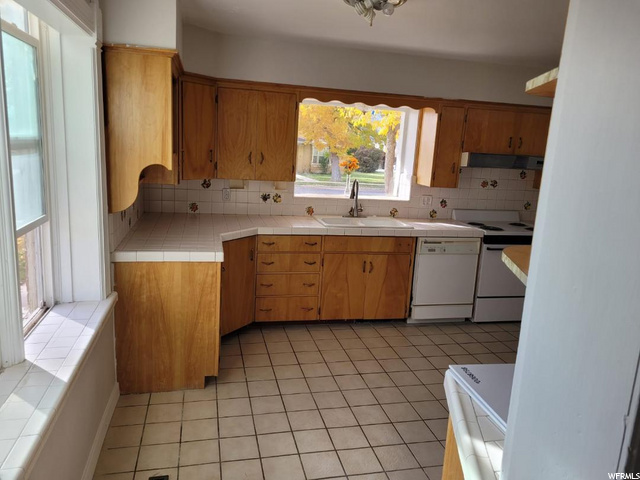 495 S Main St E, Manti, UT 84642 — photo 4