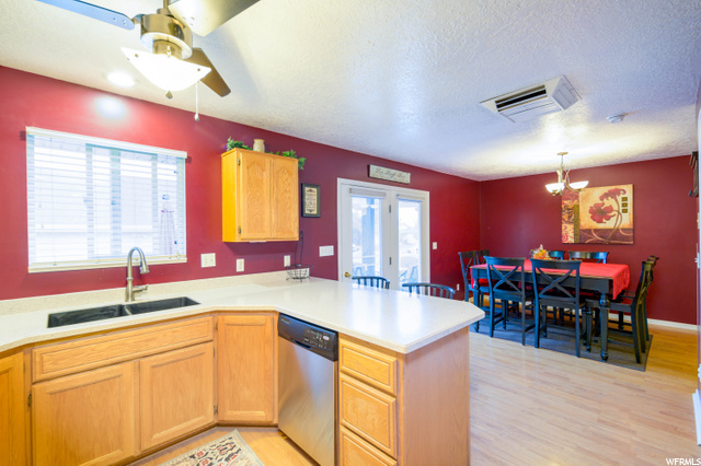 1847 N 725 W, Clinton, UT 84015 — photo 10
