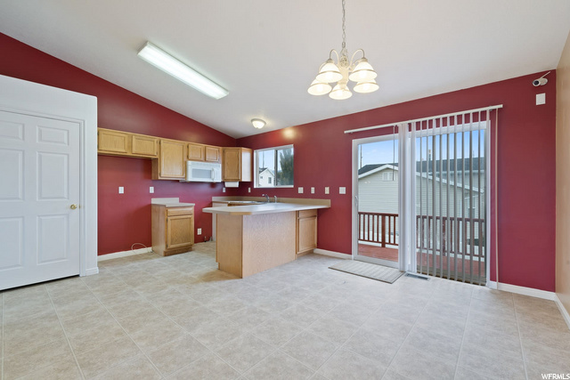 2491 S Main St, Clearfield, UT 84015 — photo 2