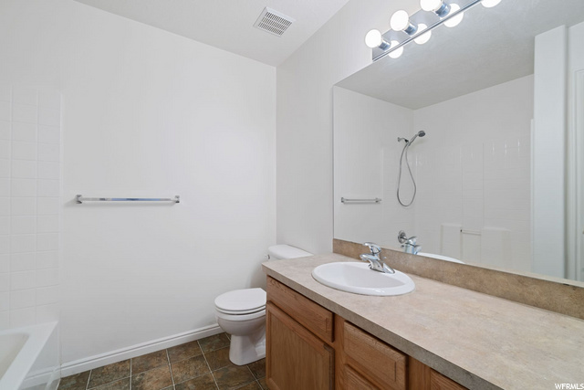 2491 S Main St, Clearfield, UT 84015 — photo 7