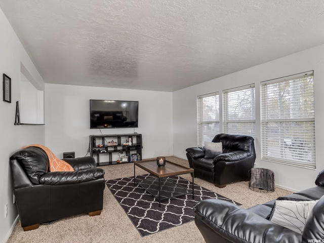 407 W 2300 S, Clearfield, UT 84015 — photo 3