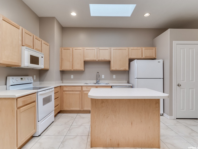 54 W 200 N #2, Bountiful, UT 84010 — photo 9