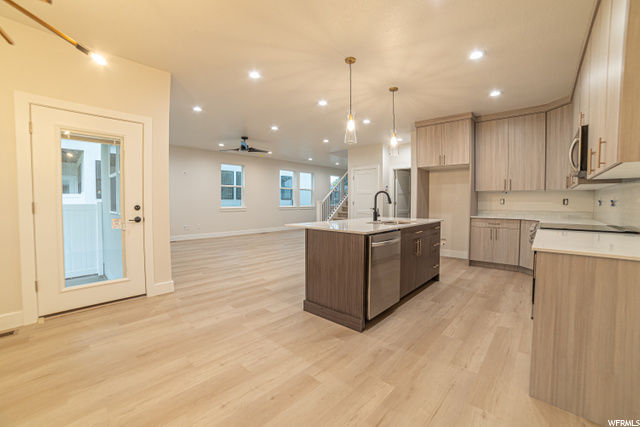 801 E 250 S, Kaysville, UT 84037 — photo 7