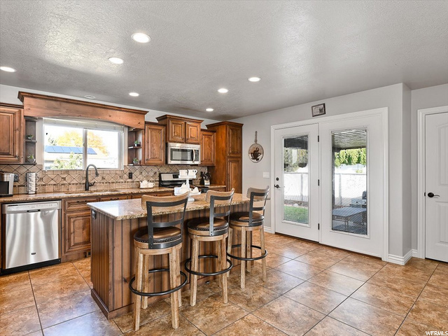 2032 W 5950 S, Roy, UT 84067 — photo 11