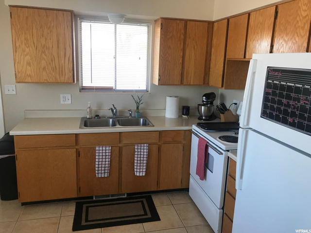 5120 S 1950 W, Roy, UT 84067 — photo 2