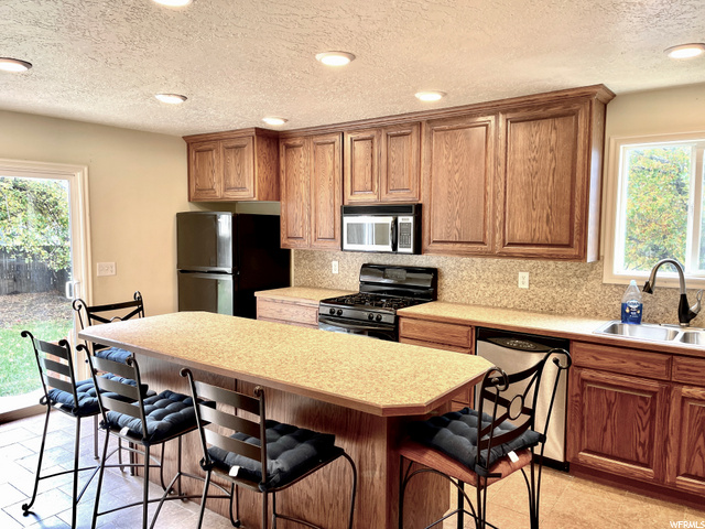 981 E 1700 N, North Ogden, UT 84414 — photo 8