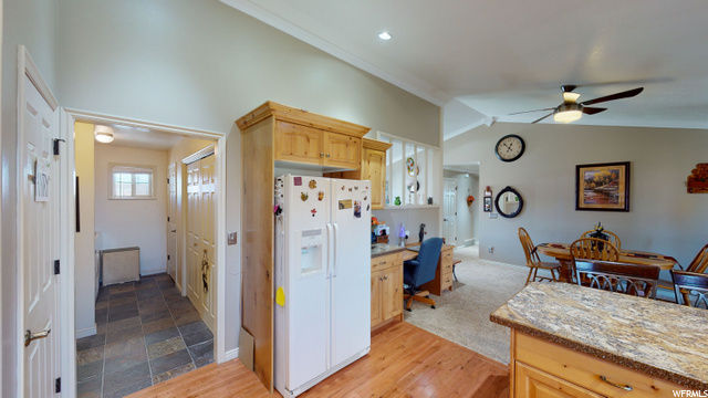 548 S 400 E, Preston, ID 83263 — photo 7