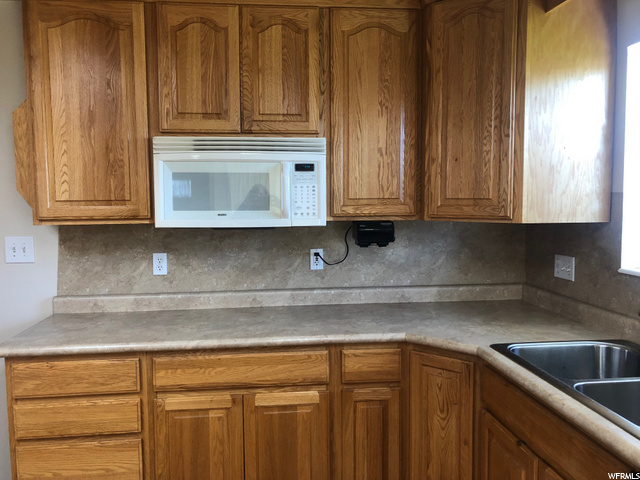 190 N 100 E, Price, UT 84501 — photo 9