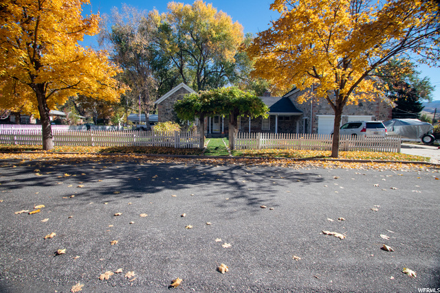 315 S 300 E, Centerville, UT 84014 — photo 2