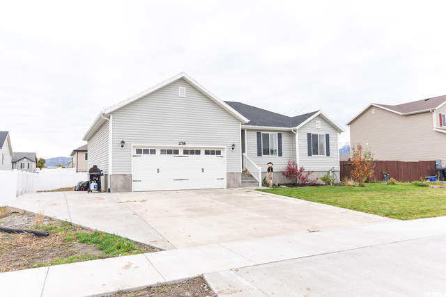278 E Cherry St, Grantsville, UT 84029 — photo 2