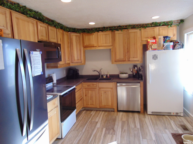 1781 N 350 W, Sunset, UT 84015 — photo 6