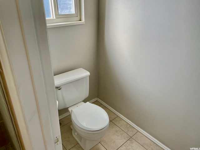 2079 N Sunset Dr, Layton, UT 84041 — photo 12