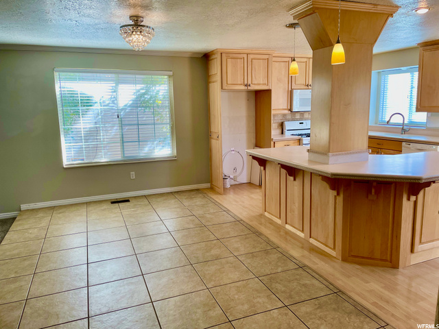 2079 N Sunset Dr, Layton, UT 84041 — photo 6