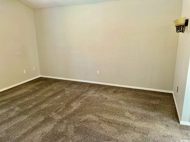 2079 N Sunset Dr, Layton, UT 84041 — photo 10