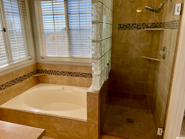 2079 N Sunset Dr, Layton, UT 84041 — photo 11