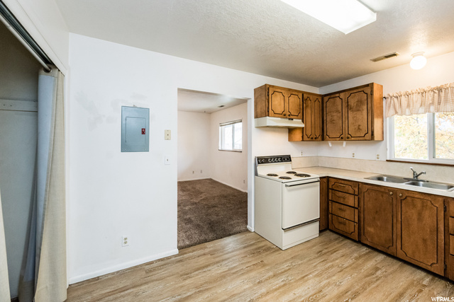 1119 N Main, Logan, UT 84341 — photo 8