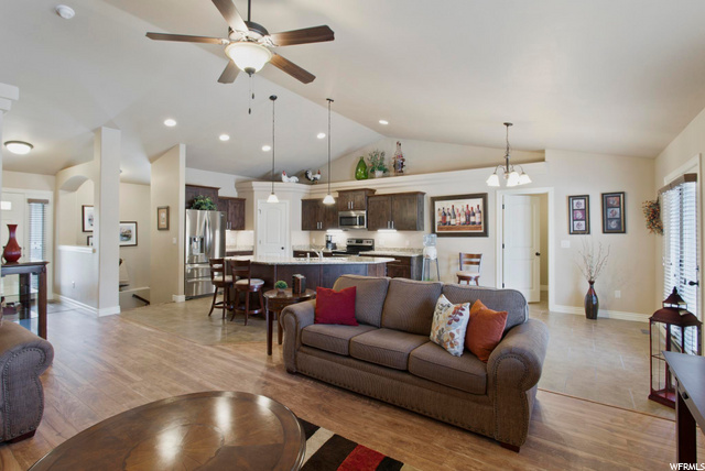 343 E 8620 S, Sandy, UT 84070 — photo 7