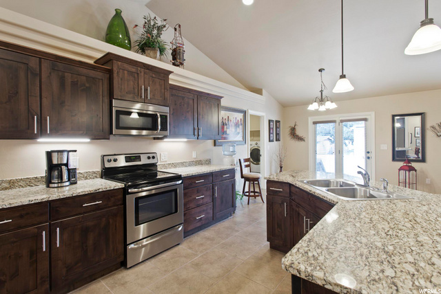 343 E 8620 S, Sandy, UT 84070 — photo 11