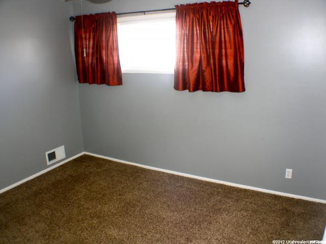 4447 S 225 E, Washington Terrace, UT 84405 — photo 4