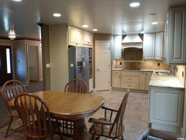 1122 Edgewood Dr, Ogden, UT 84403 — photo 12