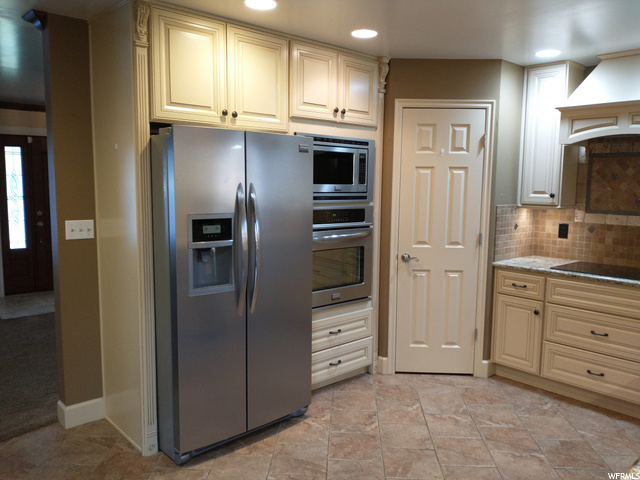 1122 Edgewood Dr, Ogden, UT 84403 — photo 9