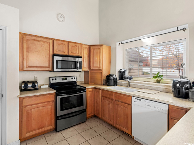 1112 E 2775 N, Layton, UT 84040 — photo 9