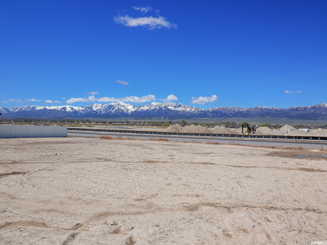 602 S Hackamore Rd E, Grantsville, UT 84029 — photo 7
