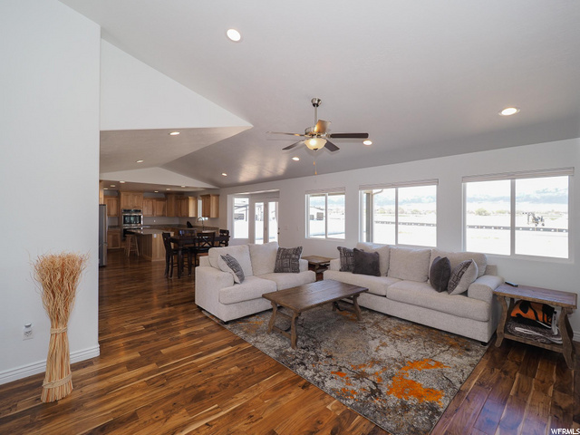 602 S Hackamore Rd E, Grantsville, UT 84029 — photo 10
