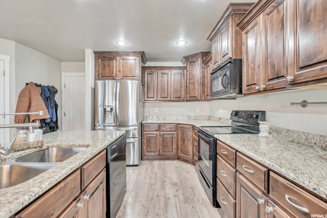 4870 S 3050 W, Roy, UT 84067 — photo 8