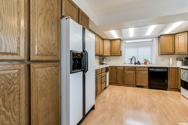 5498 S 250 E, Washington Terrace, UT 84405 — photo 8