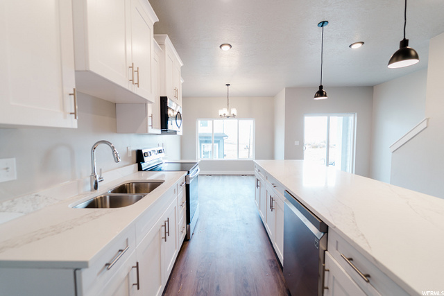 676 E 730 N, Hyrum, UT 84319 — photo 4
