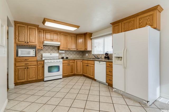 5644 S 2775 W, Roy, UT 84067 — photo 3