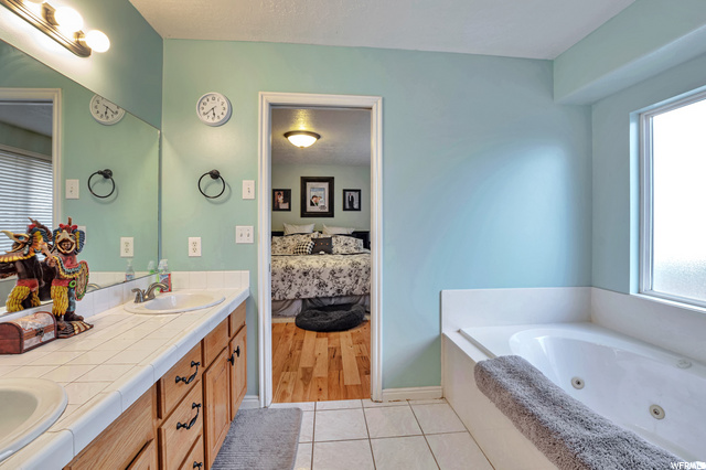 833 N Mountain View Rd, Centerville, UT 84014 — photo 11