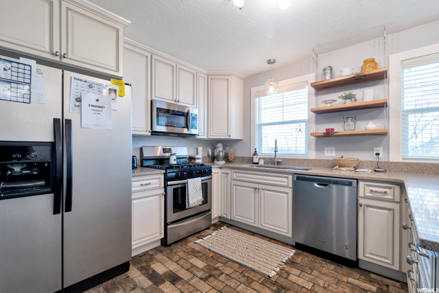 253 S 200 W, Richmond, UT 84333 — photo 5