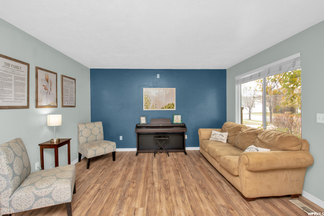 1913 S 575 E, Clearfield, UT 84015 — photo 3