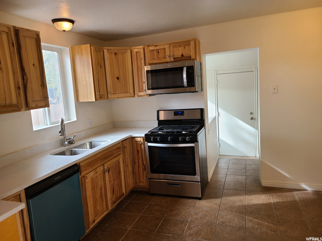 2669 S Liberty Ave E, Ogden, UT 84401 — photo 7
