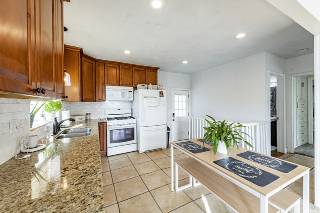 365 E 600 S, Centerville, UT 84014 — photo 8