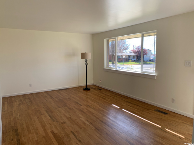 340 N 650 E, Kaysville, UT 84037 — photo 2