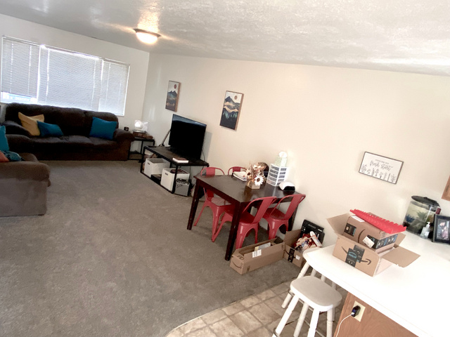 8 S Fairway Ln, Logan, UT 84321 — photo 2