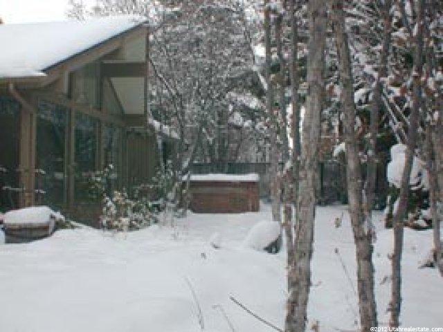 2602 Grandview Dr, Sandy, UT 84092 — photo 2