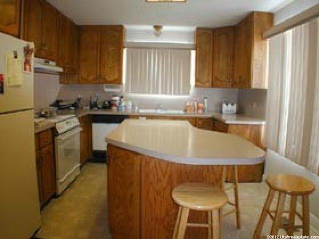 2602 Grandview Dr, Sandy, UT 84092 — photo 4
